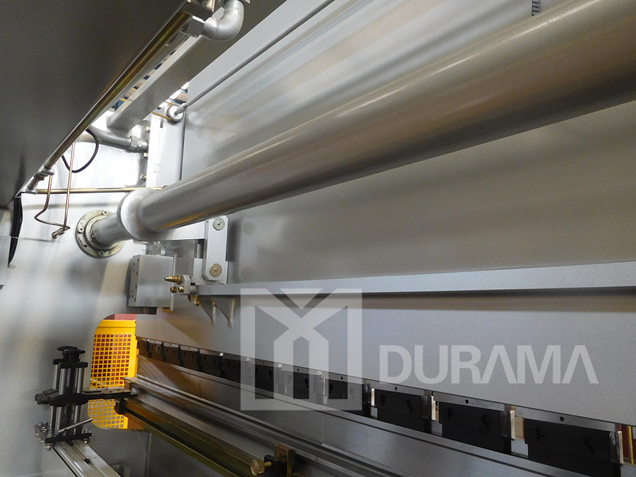 DRPK-16040 فرامل الصحافة الهيدروليكية مع CNC ESTUN E200P