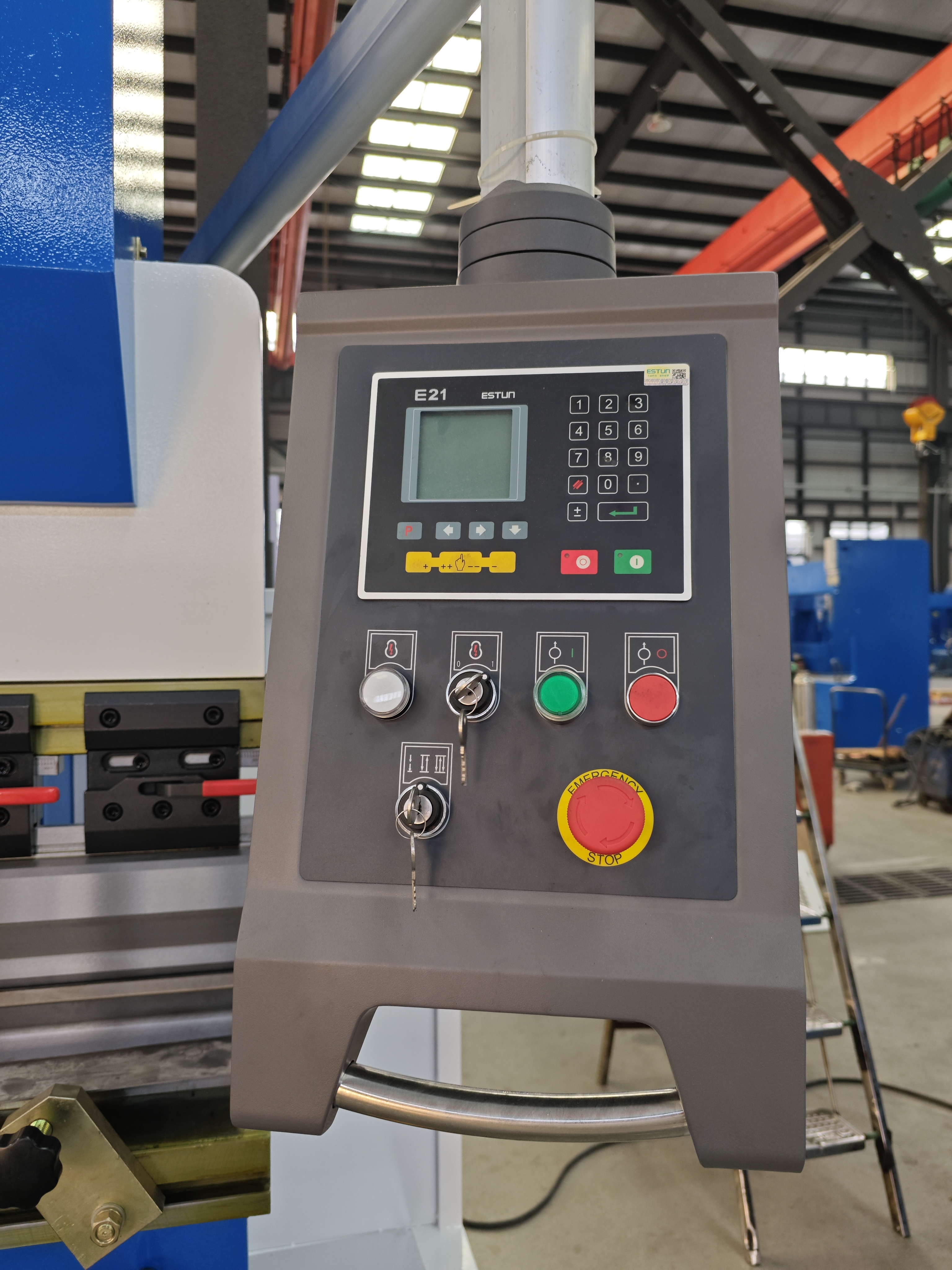 DRPK-16040 فرامل الصحافة الهيدروليكية مع CNC ESTUN E210P