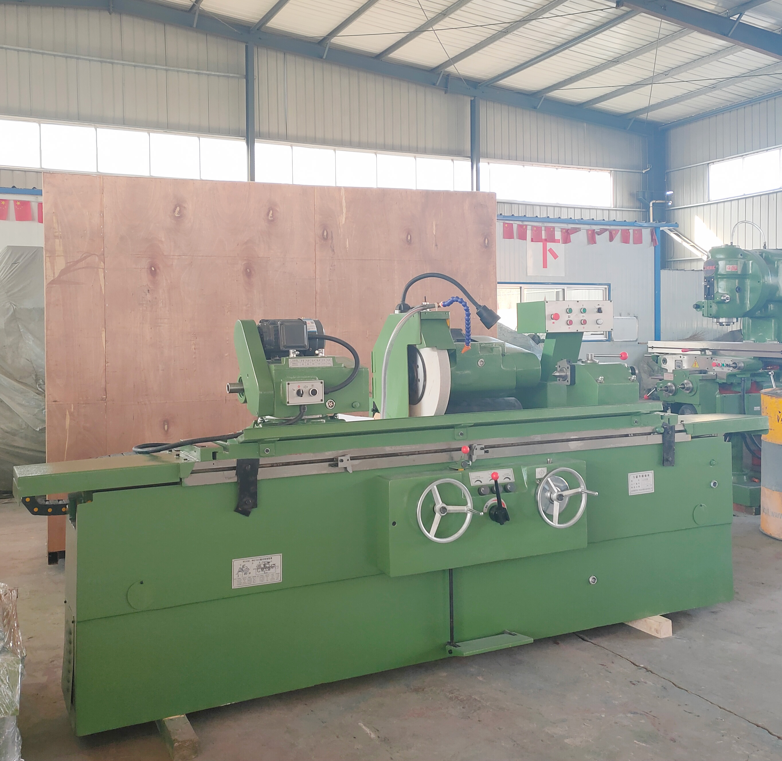 M1432x1500 آلة الطحن الدائرية الخارجية