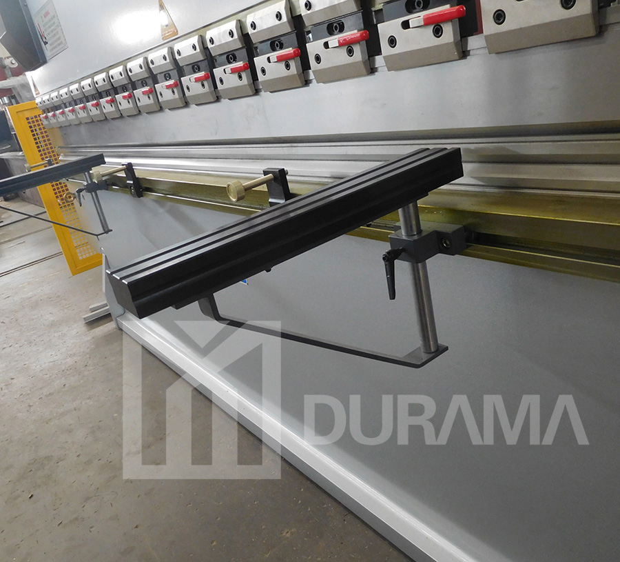 DRPK-16040 فرامل الصحافة الهيدروليكية مع CNC ESTUN E200P